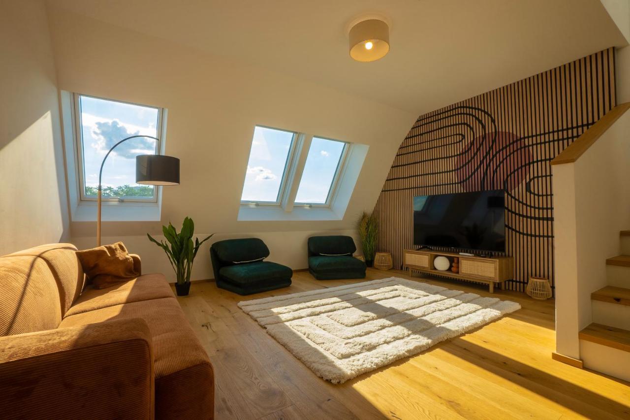 וינה Orestaliving - Penthouse In 2Nd District With View מראה חיצוני תמונה